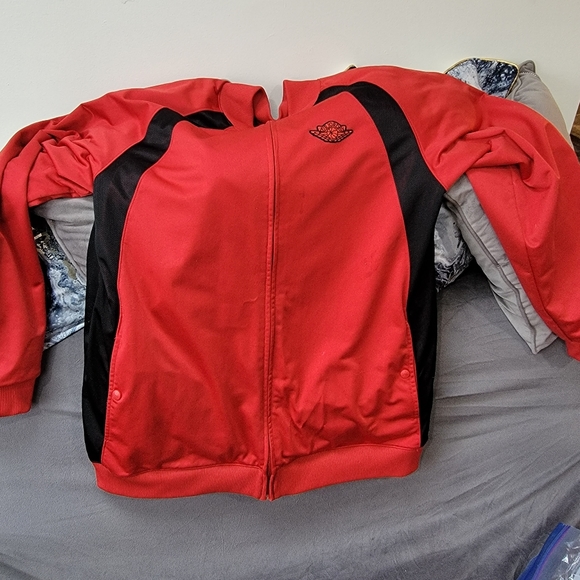 Jacket - Picture 2 of 2